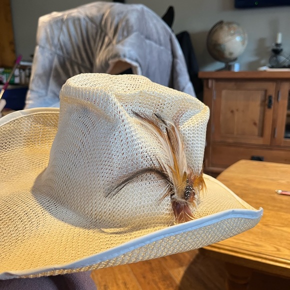 Sun hat - Picture 2 of 2